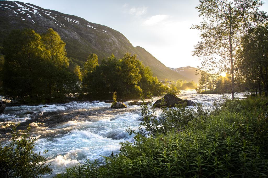 Jolstraholmen Camping Og Hytter Vassenden Exterior photo