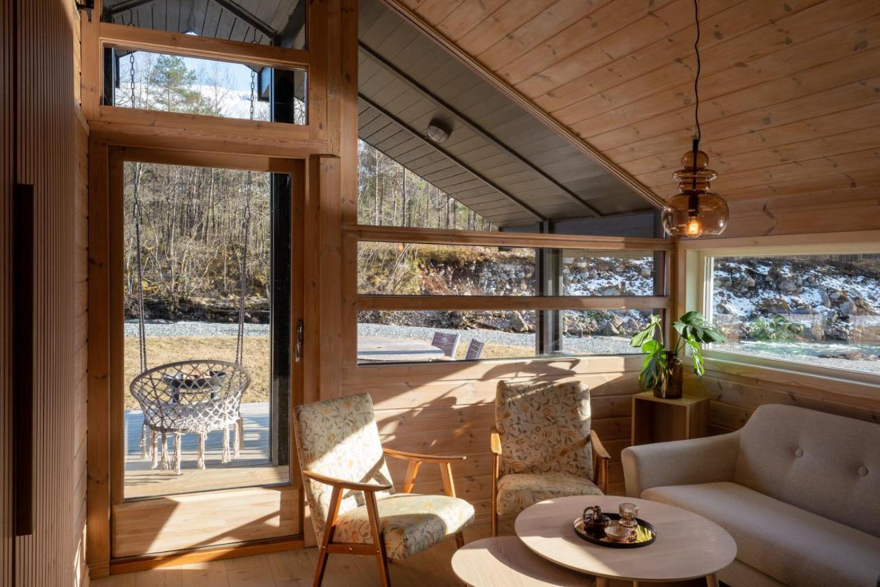 Jolstraholmen Camping Og Hytter Vassenden Exterior photo