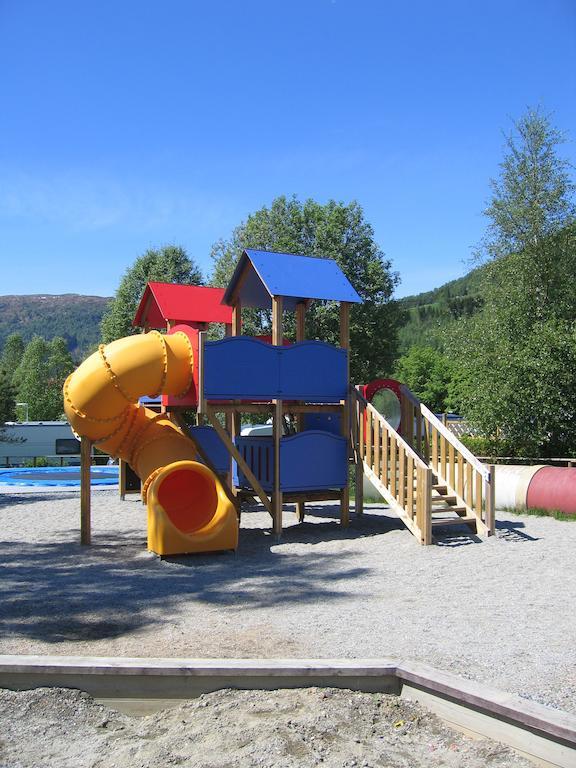 Jolstraholmen Camping Og Hytter Vassenden Exterior photo