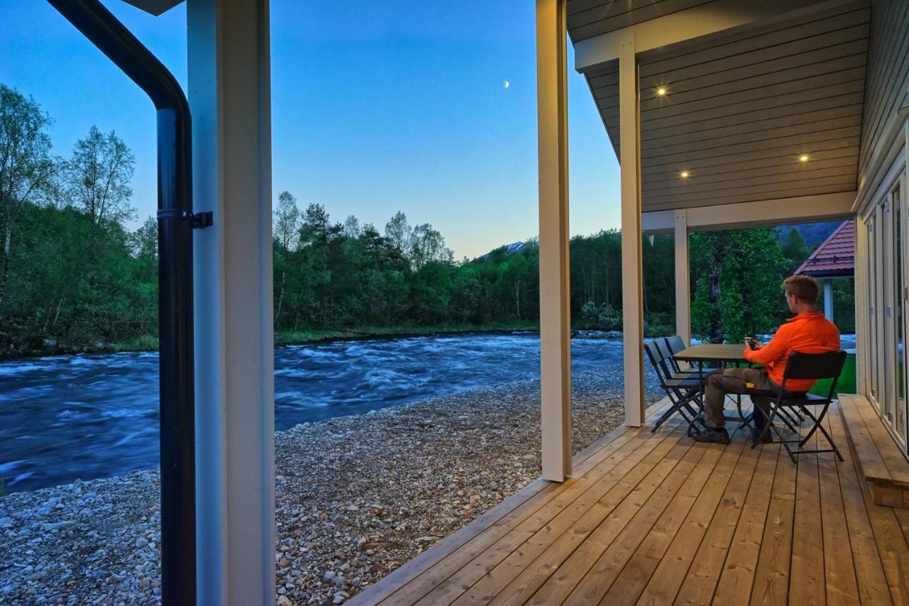 Jolstraholmen Camping Og Hytter Vassenden Exterior photo